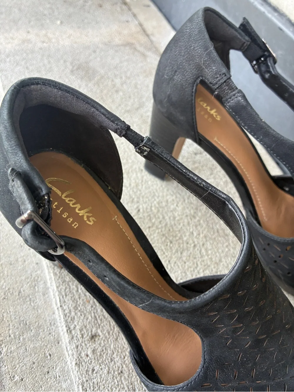 Clarks Jenness Energy black Leather 3” Block Heel platform shoes